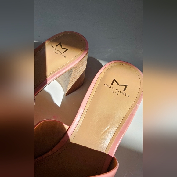 Marc Fisher Sandals - Picture 4 of 4